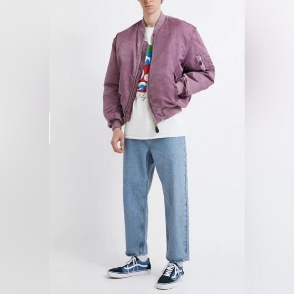 Urban Outfitters BDG Bow Fit Jean Men’s in Vintage Denim Light 30x30
